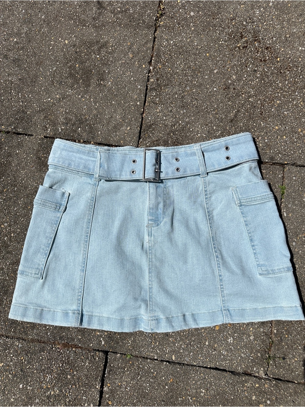NWOT Indigo Rein Light Wash Belted Cargo Denim Mini Skirt - Size 28